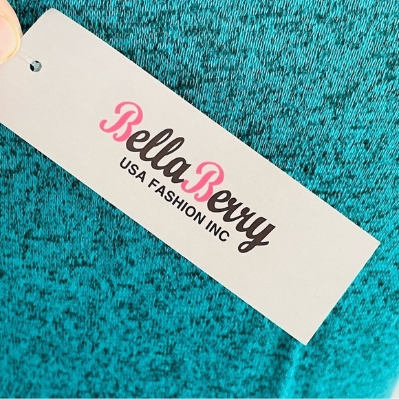 BellaBerry Turquoise V-Neck Dress- Size 1X- NWT - Picture 7 of 7